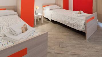 Desk, laptop workspace, free WiFi