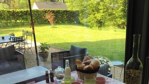 Utendørsservering