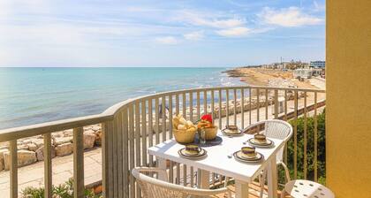 Perfect Sea View in the Heart of Caorle’s Center with Private Parking