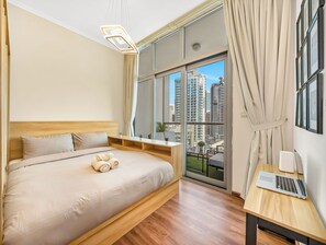 1 bedroom, iron/ironing board, WiFi, bed sheets - Spacious High Floor Apartment Dubai Marina (Dubai)