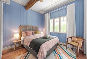 4 chambres, fer et planche à repasser, lit parapluie, Wi-Fi gratuit
