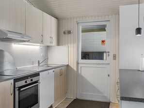 Fridge, microwave, dishwasher, cookware/dishes/utensils