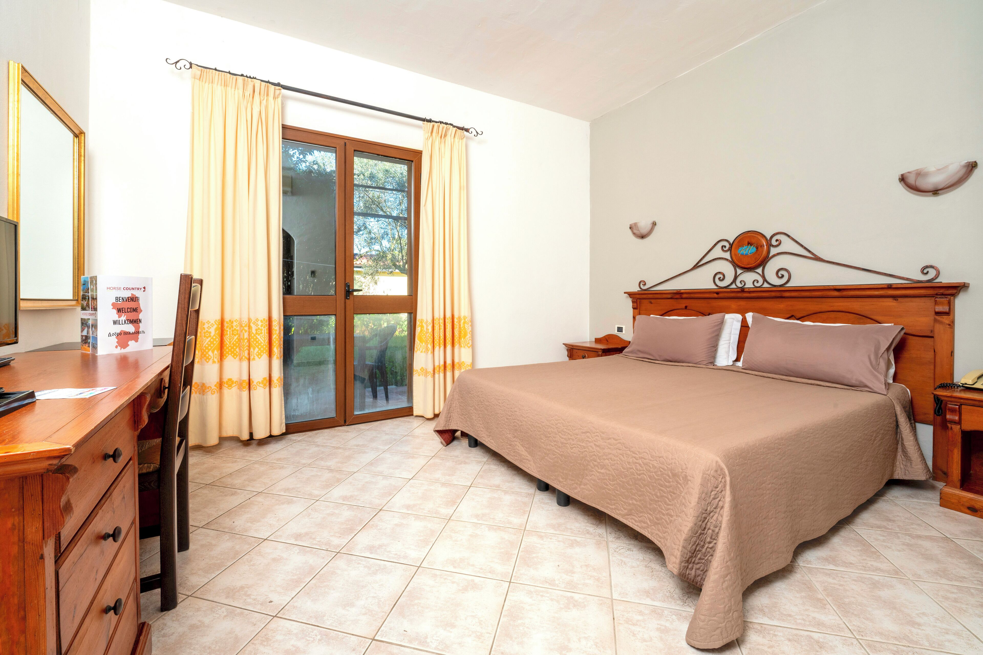 Nôi/giường cho trẻ sơ sinh (phụ phí), bộ trải giường 