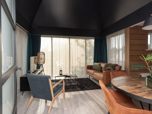 Angenehme Wohnung für 2 Personen mit  W-LAN, TV und Innenhof