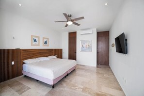 4 bedrooms, iron/ironing board, WiFi, bed sheets