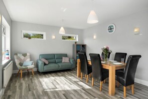 Dining - Cottage 479 - Clifden - sleeps 6 guests  in 3 bedrooms (Clifden)