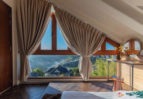 Standard Villa, City View | 6 bedrooms, soundproofing, free WiFi