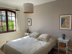 2 Schlafzimmer, Bügeleisen/Bügelbrett, WLAN, Bettwäsche