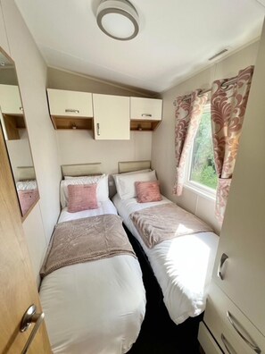3 chambres, fer et planche à repasser, Wi-Fi gratuit, draps fournis