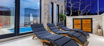 Beachfront Villa with private Indoor Pool and stunning Sea View