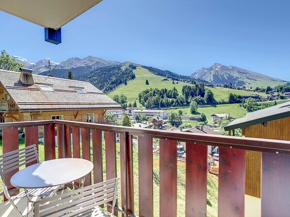 Property grounds - Apartment 40sqm, 6 people, south balcony, wifi included (La Clusaz)