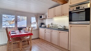 Uklassifisert bilde, 4 av 10, knapp