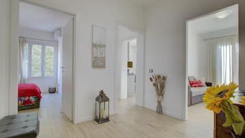 Apartment, City View | Living area | 42-inch LCD TV with cable channels