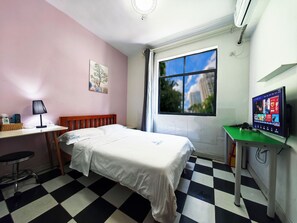 Basic Double Room, 1 Double Bed, Refrigerator, Courtyard View