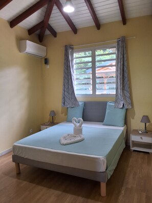 2 slaapkamers, reisbedje, wifi, beddengoed