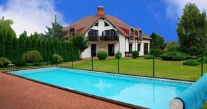 House | Pool | Outdoor pool - Villa in Brenna Near Ski Lifts & Pool (Brenna)