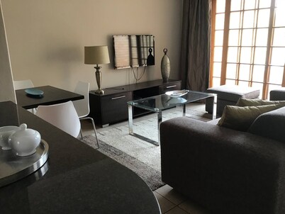 2BR Relocation Housing Fully Furnished Secured in Pentagon Park