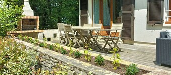 Gîte 9 personnes La Maison du Bois, 10 minutes A71, 10 minutes de Bourges 