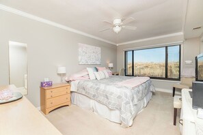 2 quartos, ferros/tábuas de passar roupa, Wi-Fi, roupa de cama