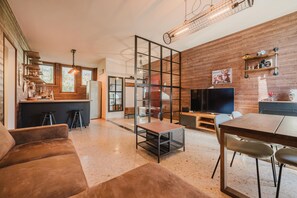 Deluxe Condo | Living area - L'Atelier di Gino -15 min from Venice (Mestre)