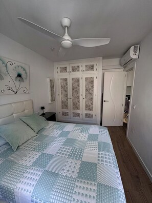 1 Schlafzimmer, Bügeleisen/Bügelbrett, kostenloses WLAN, Bettwäsche