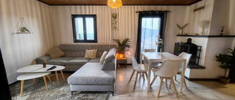 Smart TV, fireplace, printers