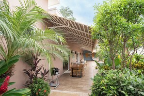 House, 3 Bedrooms, Private Pool, Pool View | Garden