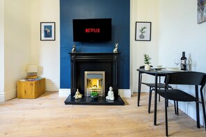 Interior - Stunning House - Sleeps 7 - BUXTON - pet friendly  (Buxton)