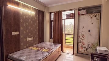 Apartment, Balkon, Gartenblick | 1 Schlafzimmer, kostenloses WLAN