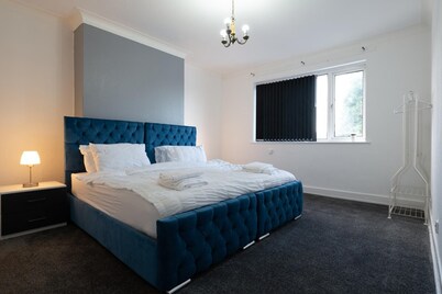 2-bedroom- Stoke-on-trent-sleeps 5-petsok
