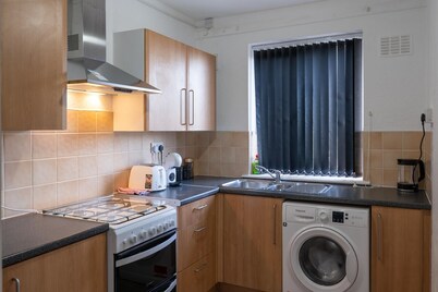 2-bedroom- Stoke-on-trent-sleeps 5-petsok