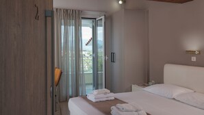 Studio, 1 Double Bed, Non Smoking, Balcony | Iron/ironing board - Villa Christina (Nafplio)