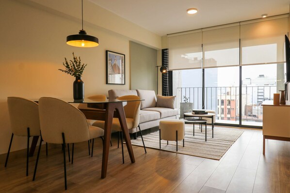 Apartment, Accessible - w Grandiose 2BR w Great Balcony in Miraflores (Lima)