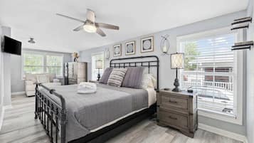 3 bedrooms, iron/ironing board, WiFi, bed sheets