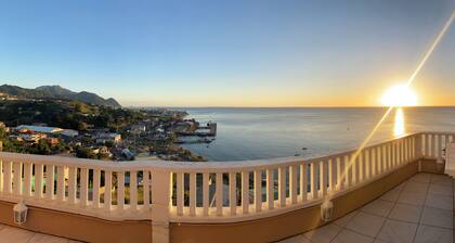 Charming 2-bedroom apartment with WiFi, AC in Fondcole