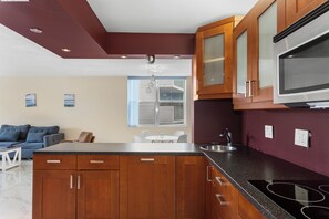 Private kitchen - Bay Harbor Sunset (Bay Harbor Islands)