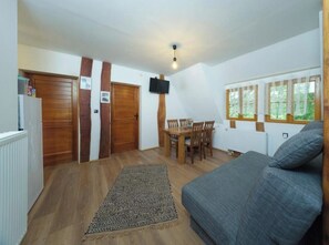 Interior - Yeti Cabin (Plitvicka Jezera)