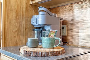 Kaffee und/oder Kaffeemaschine