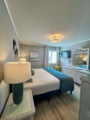 2 Schlafzimmer, Schreibtisch, Bügeleisen/Bügelbrett, WLAN