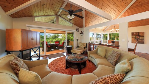 Privacy and Elegance in Princeville