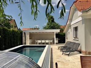 Outdoor pool, a heated pool