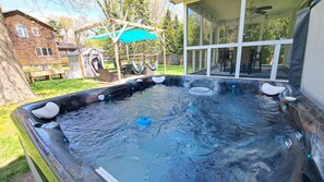 Bain à remous extérieur