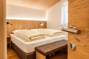 Caja de seguridad en la habitación, cuna de viaje y wifi gratis 