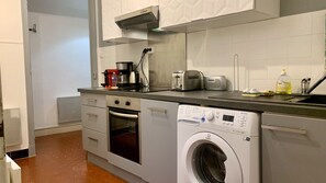 Frigorífic, microones, forn i rentaplats 