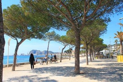 Villa Lumière - swimming pool - 100m from the sea