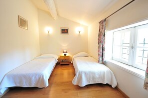 5 soverom, wi-fi og sengetøy