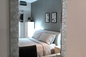 1 chambre, coffres-forts dans les chambres, bureau
