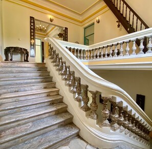 Staircase - Hotel Công Tử Bạc Liêu (Bac Lieu)