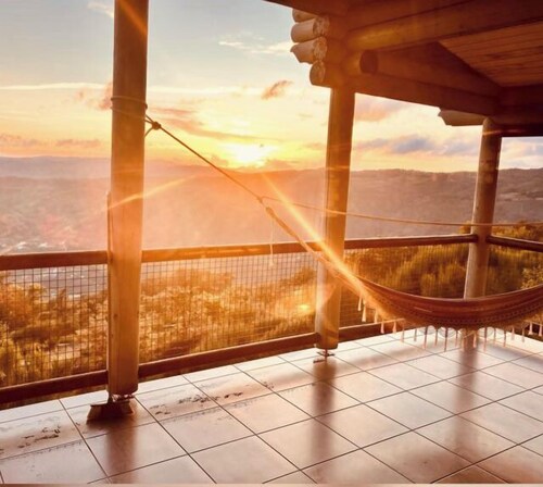 Sturdy solid wood cottage with panoramic mountain views