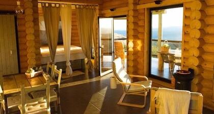 Sturdy solid wood cottage with panoramic mountain views